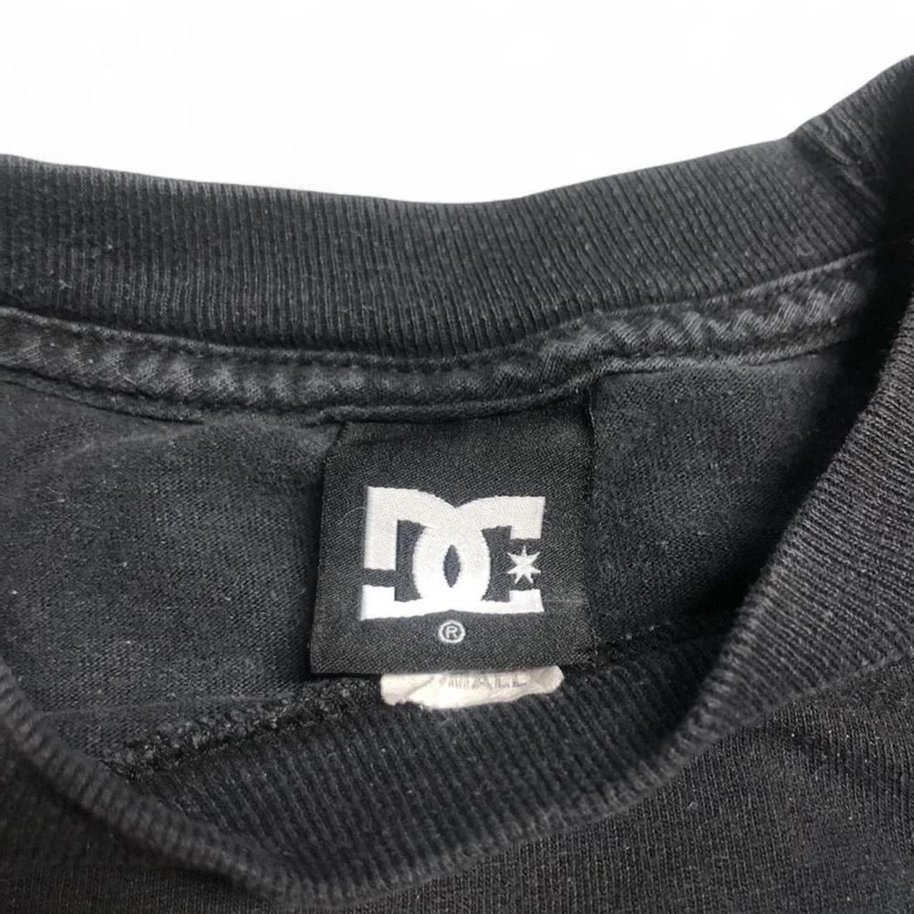 00s DC Shoes Tee - Picture 3 of 7